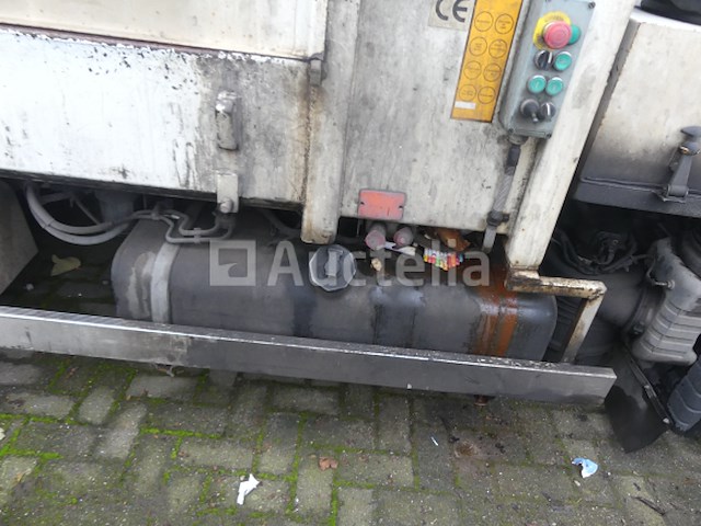 Ref:6135 - mitsubishi canter vuilniswagen - afbeelding 14 van  36