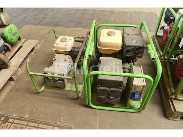 Ref:61993-71246 - 2 generatorsets (voor onderdelen) - afbeelding 9 van  13