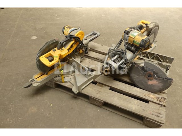 Ref:65646-69877 - 2 dewalt dw718xps radiaalzagen - dws780 - afbeelding 1 van  17