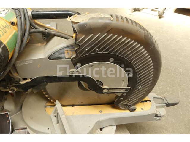 Ref:65646-69877 - 2 dewalt dw718xps radiaalzagen - dws780 - afbeelding 16 van  17