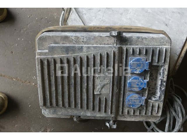 Ref:65837-71094-71152 - 3 bouwplaatsspotlights - afbeelding 1 van  5