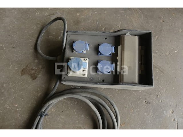 Ref:65837-71094-71152 - 3 bouwplaatsspotlights - afbeelding 3 van  5