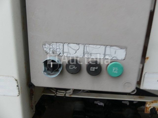 Ref:6747 - daf fan cf75 vuilniswagen (2009-465,712 km) - afbeelding 20 van  55