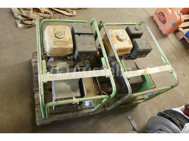 Ref:69314-69441 - 2 generatorsets (voor onderdelen) - afbeelding 5 van  13