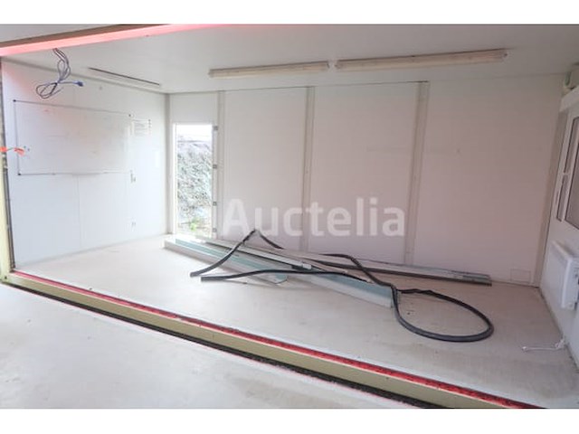 Ref:6950 - dubbel gemonteerde geïsoleerde container op de bouwplaats - afbeelding 11 van  12