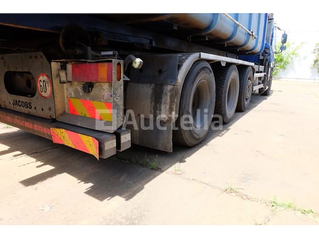 Ref:6990 - containertruck met kraan daf fak cf85 (2011-599,019 km) - afbeelding 45 van  60