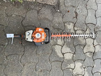 Ref:7 - stihl hs 82 r benzine heggenschaar - afbeelding 1 van  4