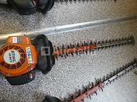 Ref:7 - stihl hs 82 r benzine heggenschaar - afbeelding 2 van  4