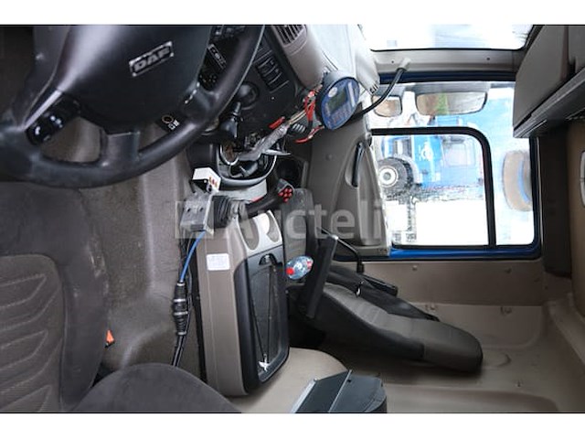 Ref:7179 - daf fan cf85 containertruck (2011-462,883 km) (vin: xlras75pc0e912930) - afbeelding 43 van  60