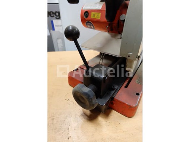 Ref:72055 - ridgid 590-l verwarmingscirkelzaag - afbeelding 3 van  5