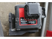 Ref:73991 - 3d cross laser met levelfix statief ccl160g - afbeelding 2 van  7