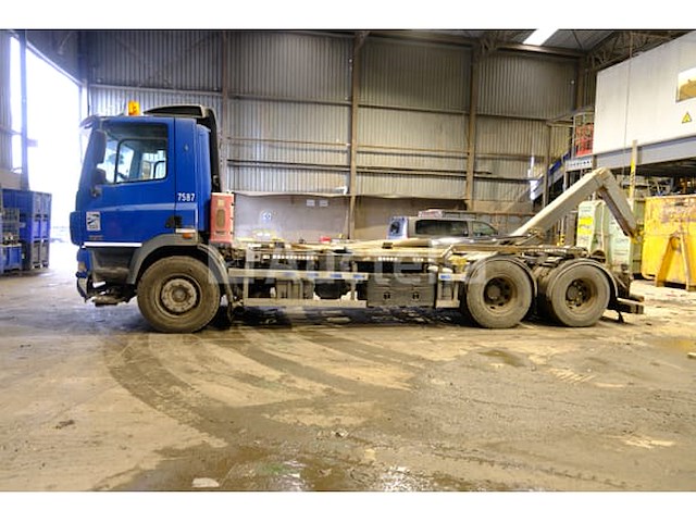 Ref:7587 - daf cf85.360 containertruck (2012-682.778 km) - afbeelding 12 van  41