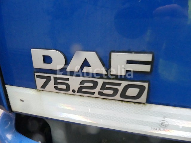 Ref:7605 - daf fag cf75 vuilniswagen (2012-484,617 km) - afbeelding 40 van  53