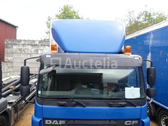 Ref:7612 - daf fancf 75 container vrachtwagen (2012-455.072 km) - afbeelding 22 van  46