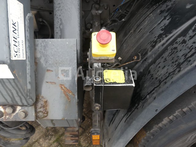 Ref:7629 - daf fancf 75 containertruck (2012-831,624 km) - afbeelding 24 van  48