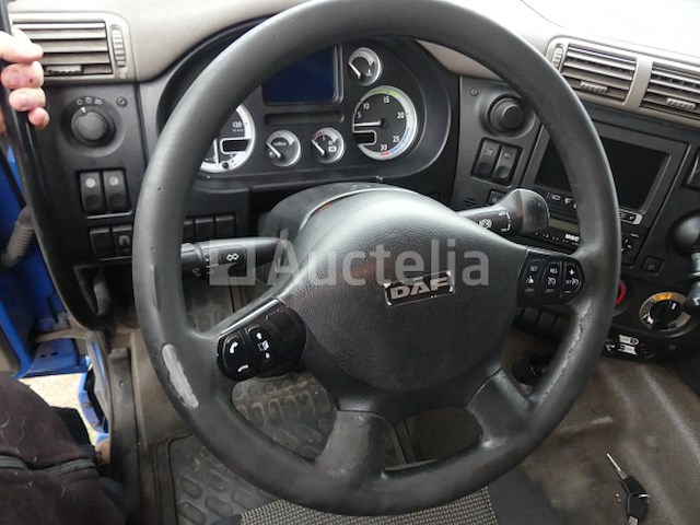 Ref:7629 - daf fancf 75 containertruck (2012-831,624 km) - afbeelding 46 van  48