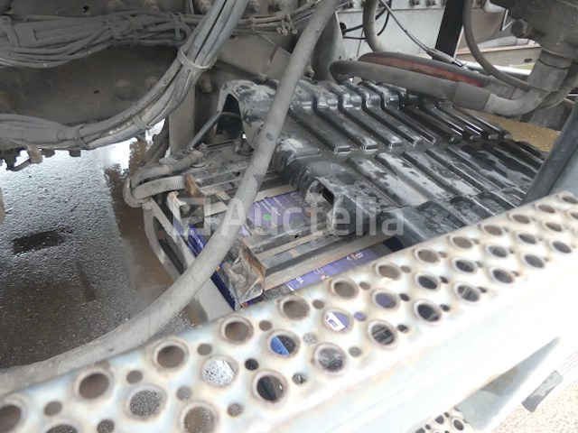 Ref:7661 - containerwagen met kraan daf fan cf85 (2012-323,073 km) - afbeelding 26 van  65