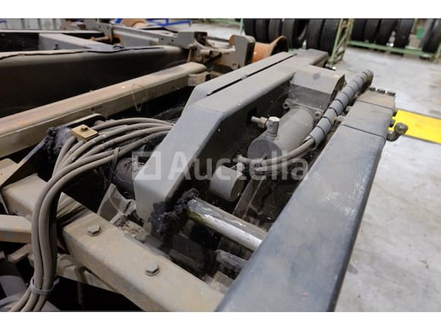 Ref:7711 - containertruck (ongeluk) daf cf400 fas (vin:xlrasm4100g029946) - afbeelding 19 van  46