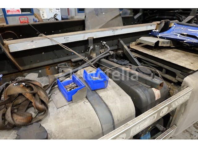 Ref:7711 - containertruck (ongeluk) daf cf400 fas (vin:xlrasm4100g029946) - afbeelding 12 van  46