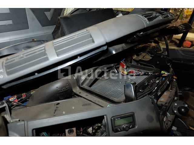 Ref:7711 - containertruck (ongeluk) daf cf400 fas (vin:xlrasm4100g029946) - afbeelding 29 van  46