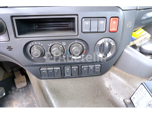 Ref:7763 - daf cf 400fas containertruck (2015-382,865 km-vinxlrasm4100g067420) - afbeelding 9 van  66