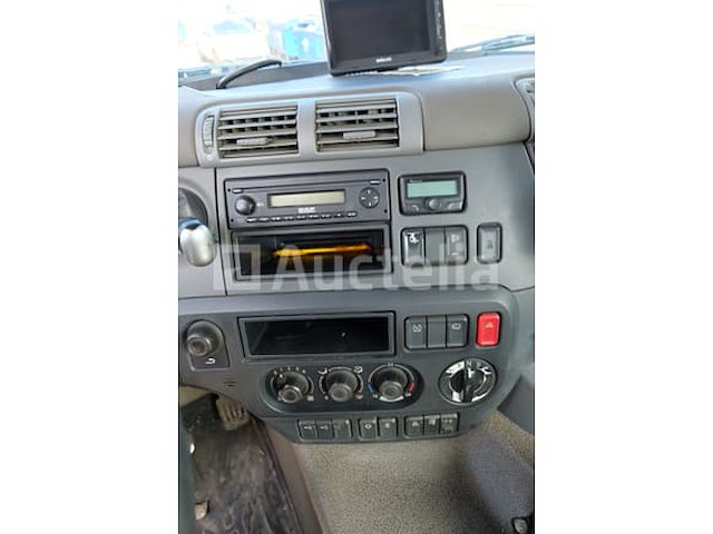 Ref:7765 - daf cf400fas containertruck (2015 - 584,104 km) - afbeelding 16 van  56