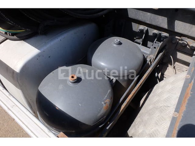 Ref:8374 - containertruck met kraan daf cf 400 fan (2016-441,638 km) - afbeelding 30 van  54