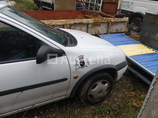 Ref:84 - opel corsa-auto (1999-71,753 km) - afbeelding 15 van  18
