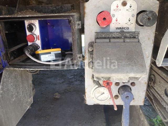 Ref:9407 (298) - semi remorque couverte kraker trailers cf-z (vin:xl9kraker18069067) - afbeelding 11 van  38