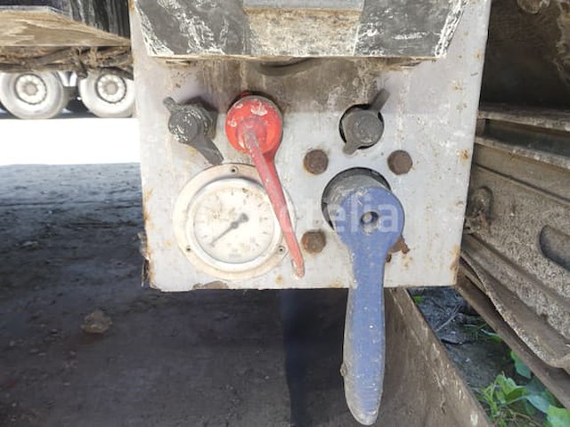 Ref:9407 (298) - semi remorque couverte kraker trailers cf-z (vin:xl9kraker18069067) - afbeelding 37 van  38
