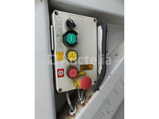 Ref:9573 - renault access d19 vuilniswagen (2015-120,577 km)(vin:seg1932bl6bf21133) - afbeelding 8 van  39