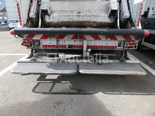 Ref:9573 - renault access d19 vuilniswagen (2015-120,577 km)(vin:seg1932bl6bf21133) - afbeelding 23 van  39