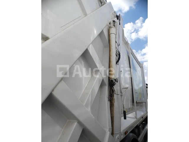 Ref:9573 - renault access d19 vuilniswagen (2015-120,577 km)(vin:seg1932bl6bf21133) - afbeelding 36 van  39