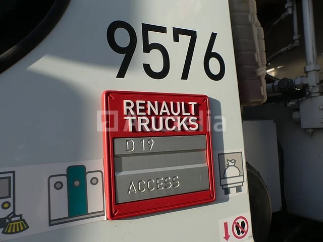 Ref:9576 - renault access vuilniswagen (2015-120.000 km)(vin: seg1932bl6bf21121) - afbeelding 36 van  77