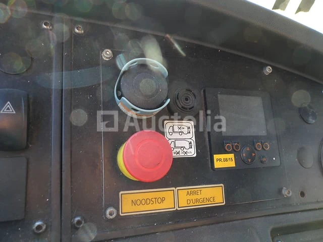 Ref:9576 - renault access vuilniswagen (2015-120.000 km)(vin: seg1932bl6bf21121) - afbeelding 54 van  77