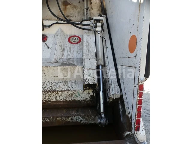 Ref:9580 - vuilniswagen renault access d19 (2015-123,158 km)(vin:seg1932bl6bf21123) - afbeelding 7 van  55