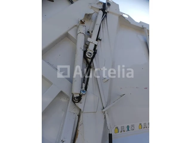 Ref:9580 - vuilniswagen renault access d19 (2015-123,158 km)(vin:seg1932bl6bf21123) - afbeelding 17 van  55