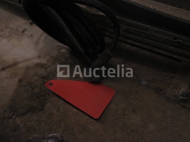 Ref:980200727 / 914702952 - 2 spuug elektrogereedschappen - afbeelding 11 van  12