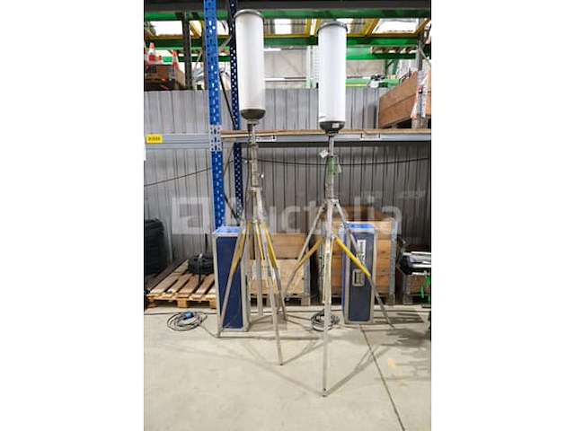 Ref:9848086 + 9848004-1 + 9848004-12 - 2 led-verlichte ballonnen + statief - afbeelding 2 van  8