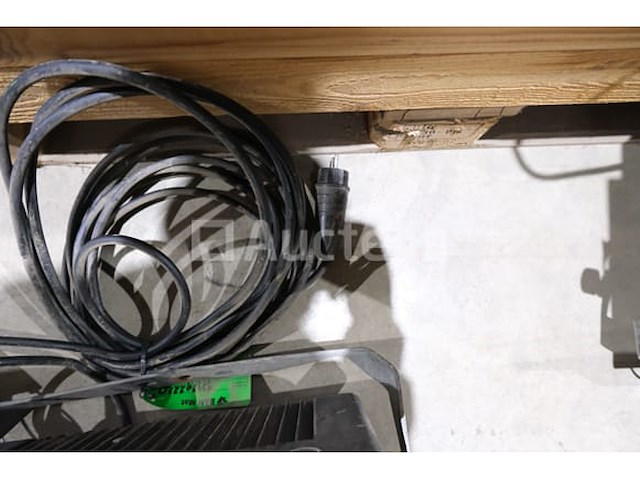 Ref:98484139 / 984802711 / 984802683 / 984802212 / 984802569 / 98484146 - 6 halogeen bouwplaatsspotlights - afbeelding 3 van  8