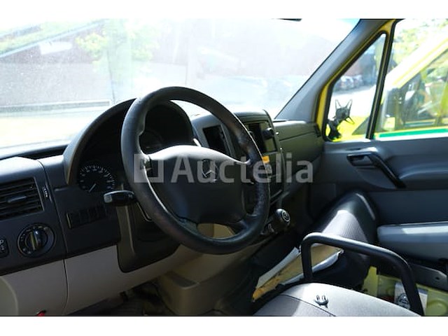 Ref:a62 - mercedes-benz sprinter ambulance (2017-230.000 km-vin:wdb9066331p349305) - afbeelding 17 van  43
