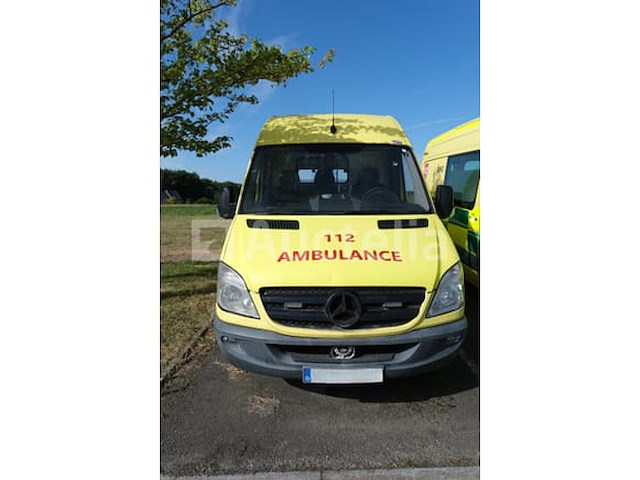 Ref:a64 - mercedes-benz sprinter ambulance (2013-276.430 km-vin:wdb9066331s803323) - afbeelding 13 van  45