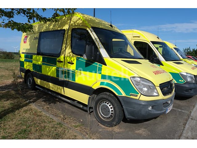 Ref:a64 - mercedes-benz sprinter ambulance (2013-276.430 km-vin:wdb9066331s803323) - afbeelding 28 van  45