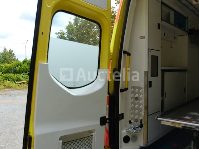 Ref:a65 - mercedes-benz sprinter ambulance (2021-227,620 km-vin:w1v9076431p275563) - afbeelding 28 van  53