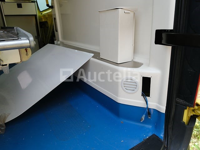 Ref:a65 - mercedes-benz sprinter ambulance (2021-227,620 km-vin:w1v9076431p275563) - afbeelding 23 van  53