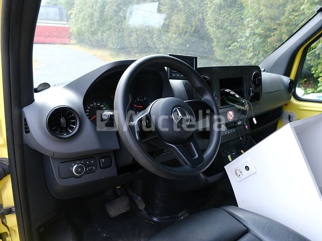 Ref:a65 - mercedes-benz sprinter ambulance (2021-227,620 km-vin:w1v9076431p275563) - afbeelding 36 van  53