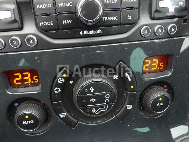 Ref:c20639 - peugeot 3008 auto (2015-237.408 km) (vin: vf30u5gztfs219665) - afbeelding 3 van  30