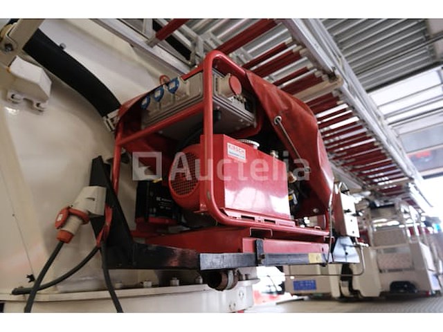 Ref:e21 - ladder truck (2007-27333km)(vin: - afbeelding 38 van  63