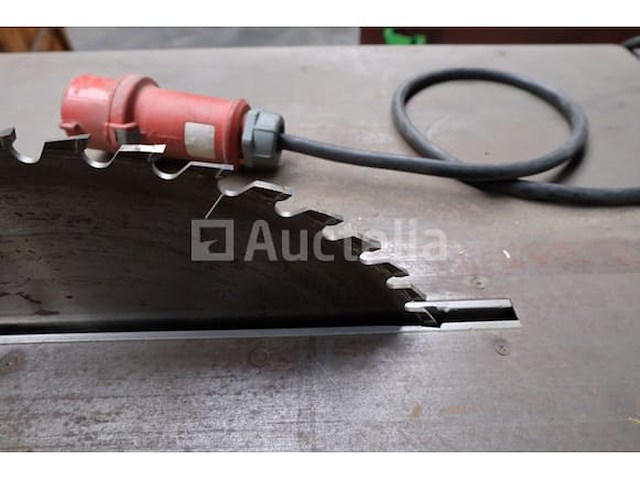 Ref:hhz003d - avola jobsite cirkelzaag - afbeelding 1 van  8