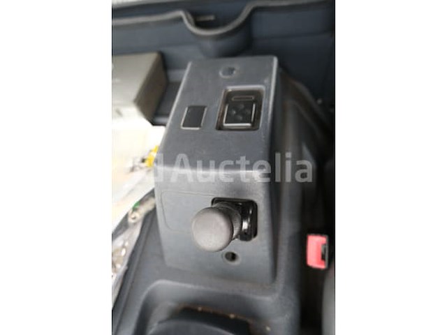 Ref:lot v1 - mercedes-benz 1325f pompwagen (2000-88,035 km-vin:wdb9760631k513822) - afbeelding 12 van  77